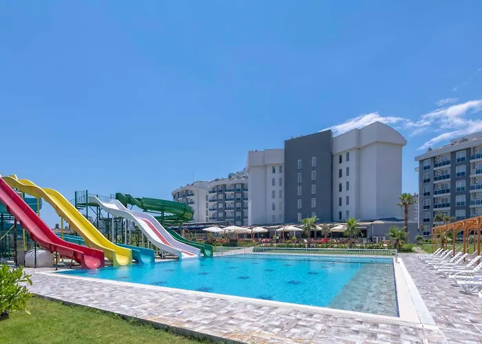 Palmora Lara 4* Aksu (Antalya)