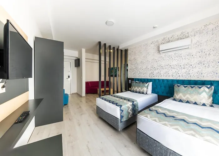 Palmora Lara Aksu (Antalya)