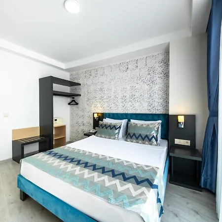 Palmora Lara Hotel